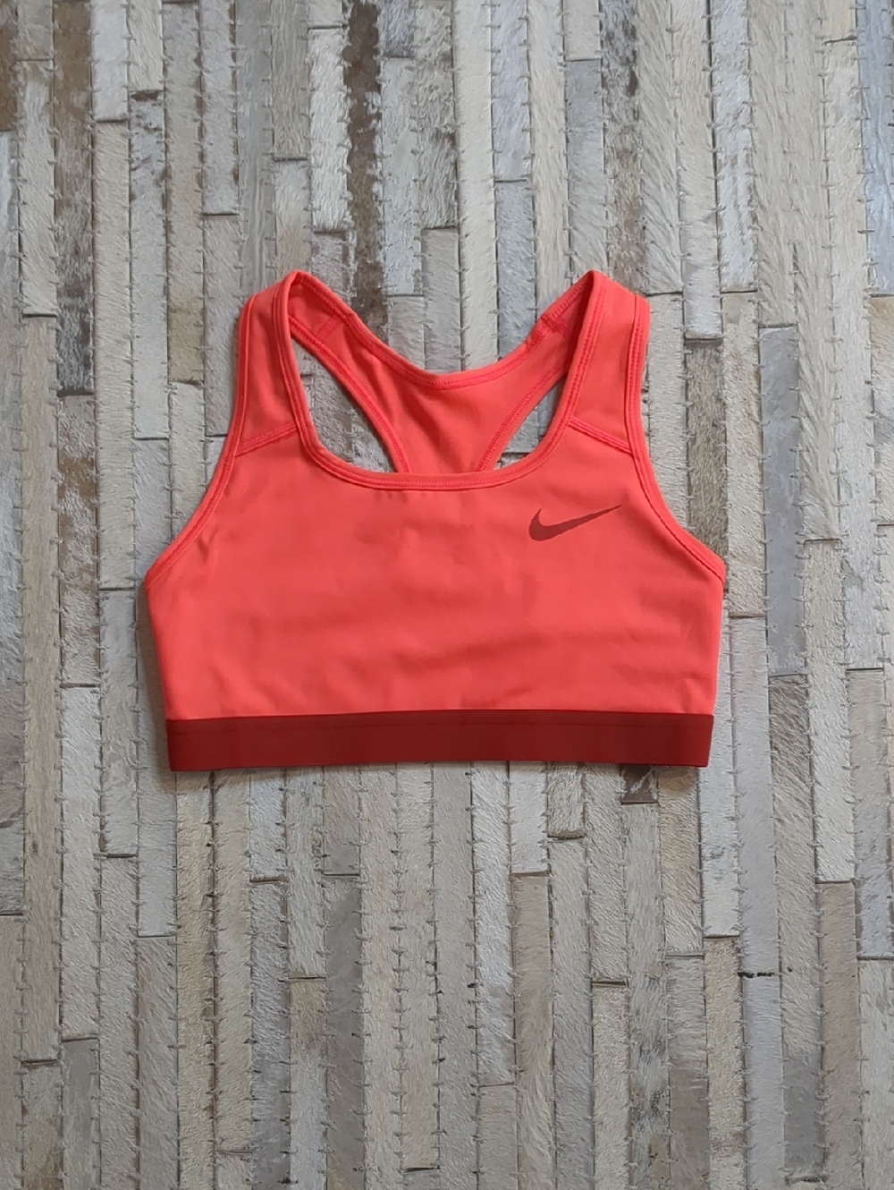 Nike Women's S Swoosh Medium Support Bright Coral Orange Sports Bra